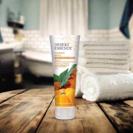 Desert Essence Pumpkin spice hand cream Lifestyle